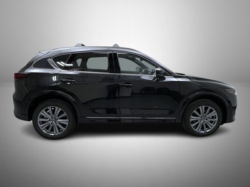New 2025 MAZDA CX-5 Signature image 4