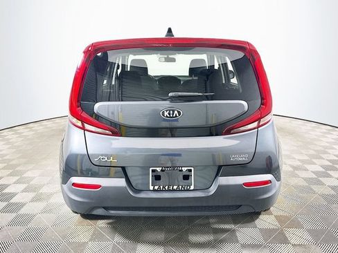 Used 2020 Kia Soul LX FWD image 4
