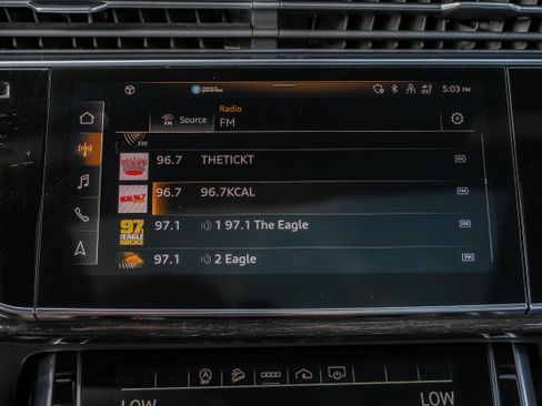 Used 2021 Audi Q8 Premium w/ Convenience Package image 29