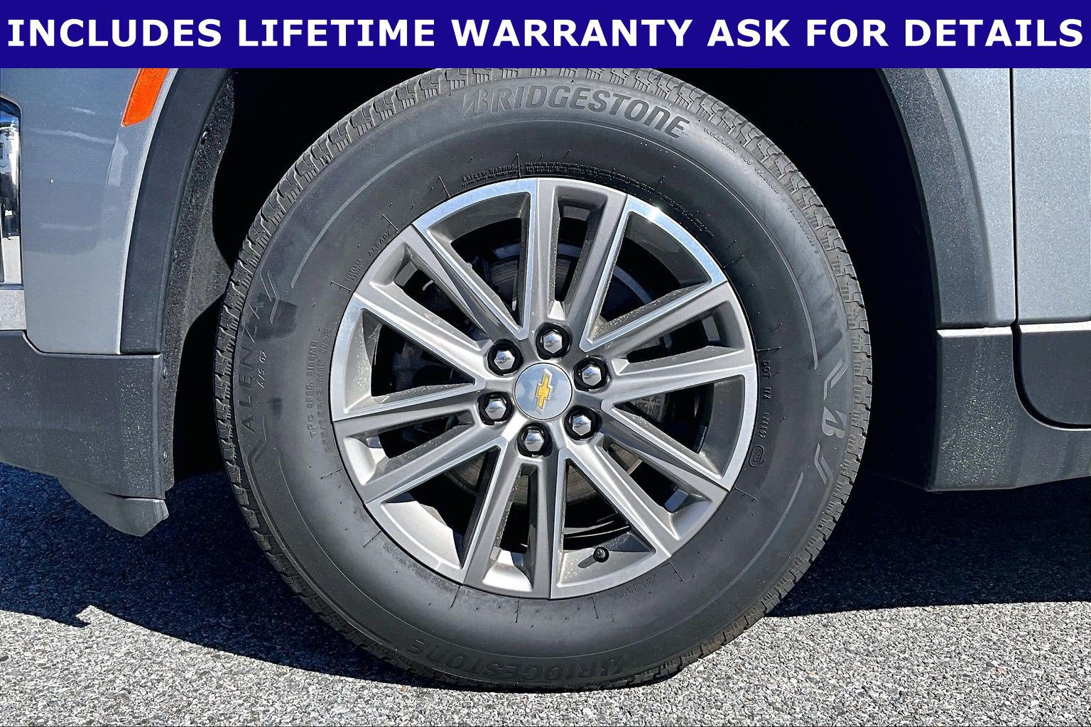 Used 2024 Chevrolet Traverse LT AWD/4WD image 9