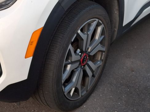 Used 2021 Kia Seltos SX AWD/4WD image 10