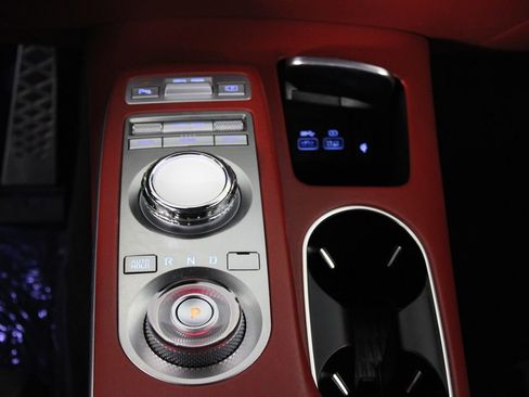 Used 2022 Genesis GV70 3.5T Sport w/ Sport Prestige Package image 21