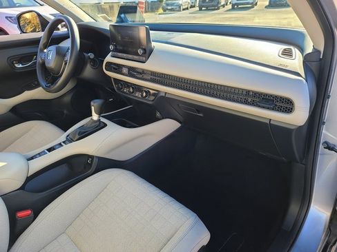 Certified 2023 Honda HR-V LX image 19