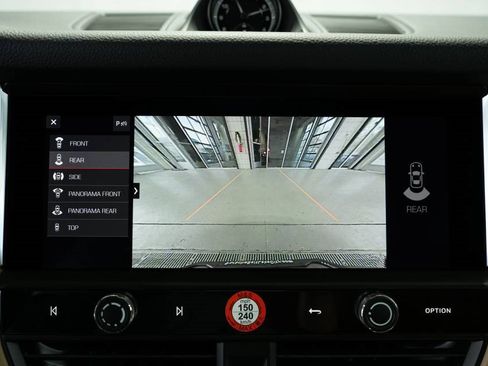 New 2025 Porsche Macan image 19