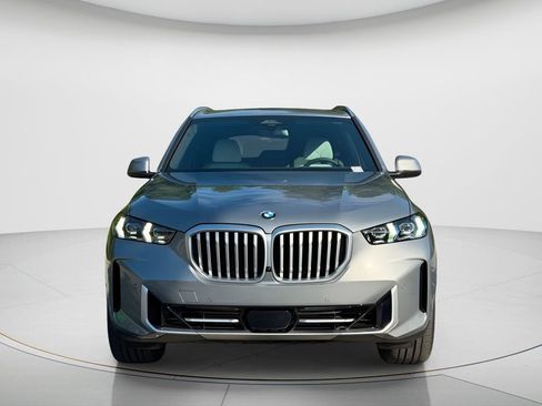 New 2026 BMW X5 xDrive40i w/ Climate Comfort Package AWD/4WD image 2