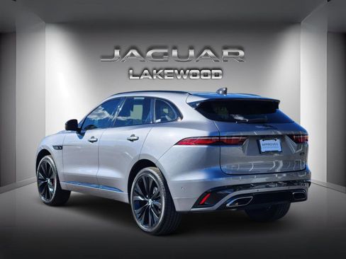 Used 2026 Jaguar F-PACE R-Dynamic S AWD/4WD image 3