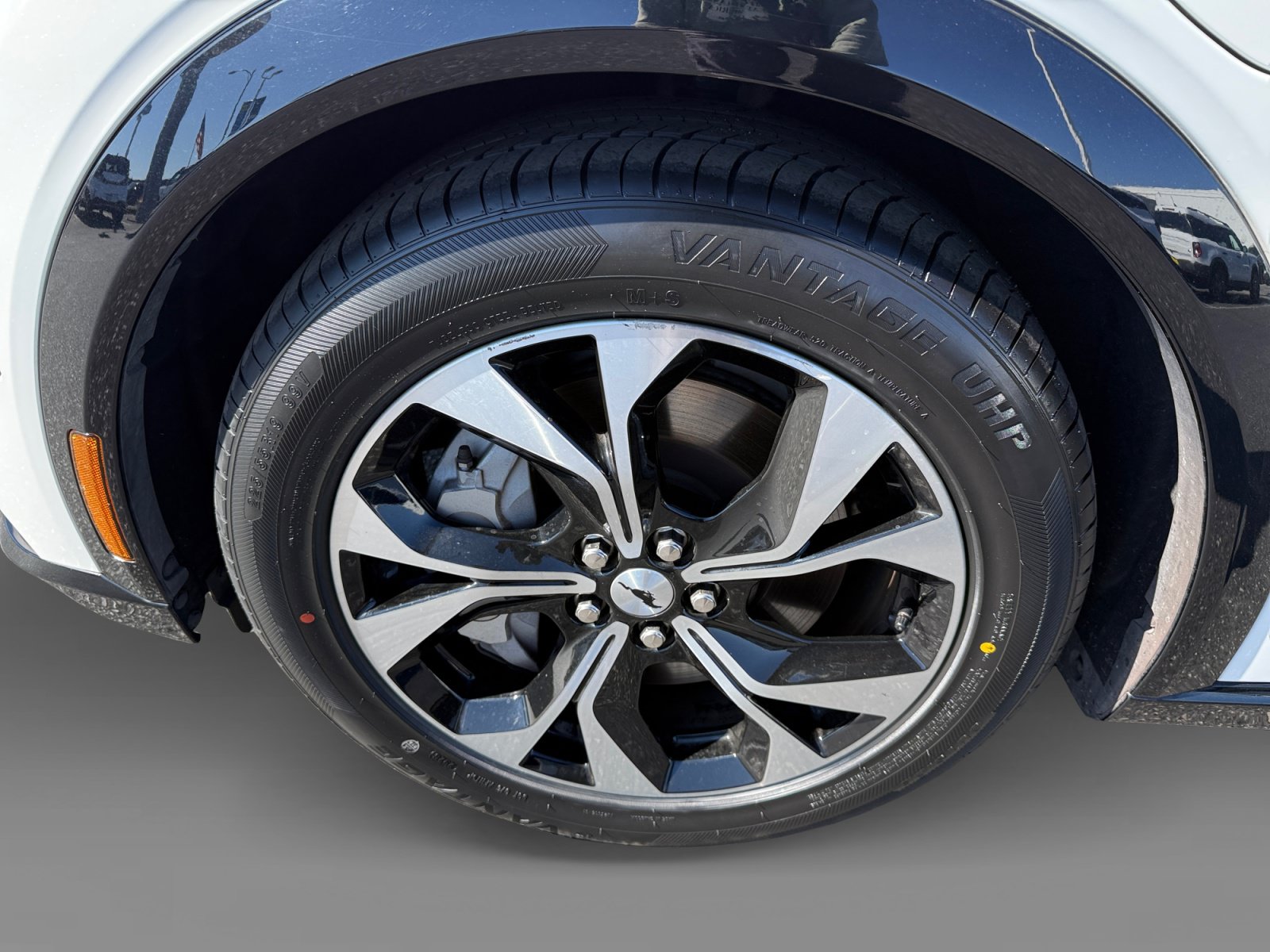 Used 2023 Ford Mustang Mach-E Premium RWD image 9