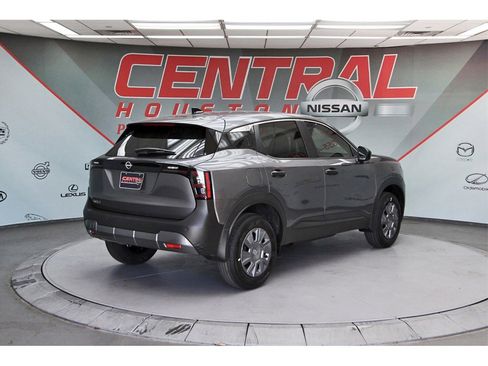 New 2026 Nissan Kicks S w/ Charging Package image 4