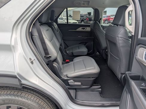 New 2026 Ford Explorer Active AWD/4WD image 20