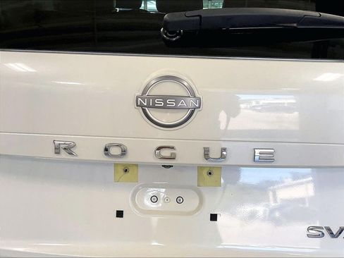 Used 2023 Nissan Rogue SV w/ SV Premium B Package AWD/4WD image 29