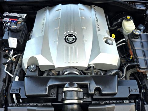 Used 2004 Cadillac XLR image 46