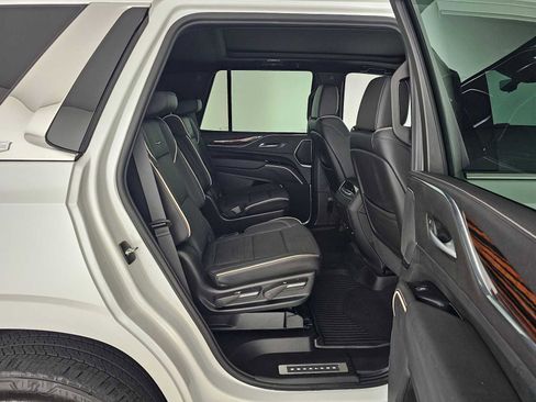 Used 2023 Cadillac Escalade Premium Luxury w/ Performance Package image 12