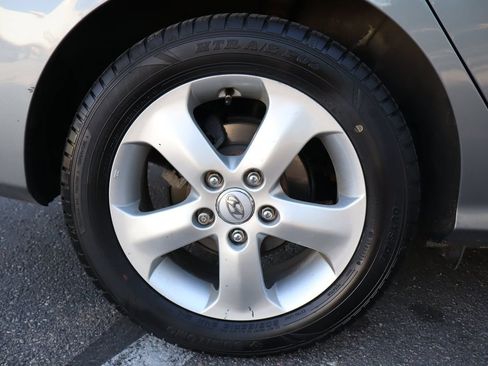 Used 2010 Hyundai Elantra SE FWD image 42