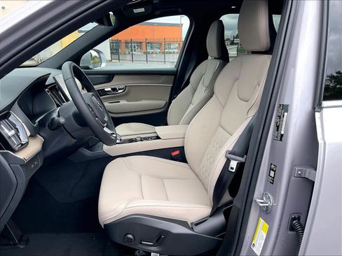 New 2026 Volvo XC90 T8 Plus w/ Protection Package AWD/4WD image 11