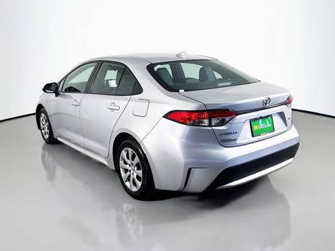 Used 2021 Toyota Corolla LE FWD image 7