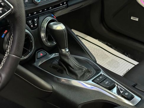 Used 2017 Chevrolet Camaro SS RWD image 11
