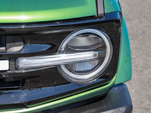 Certified 2025 Ford Bronco Outer Banks AWD/4WD image 10