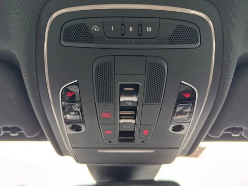 Used 2018 Audi A8 L 3.0T w/ Executive Package image 32