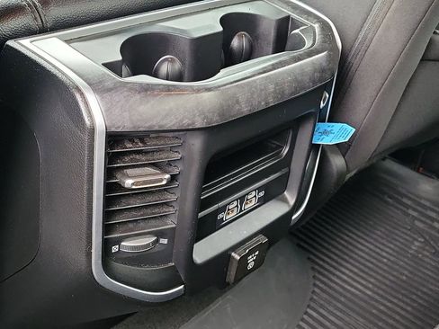 Used 2022 RAM 1500 Big Horn w/ Night Edition RWD image 16