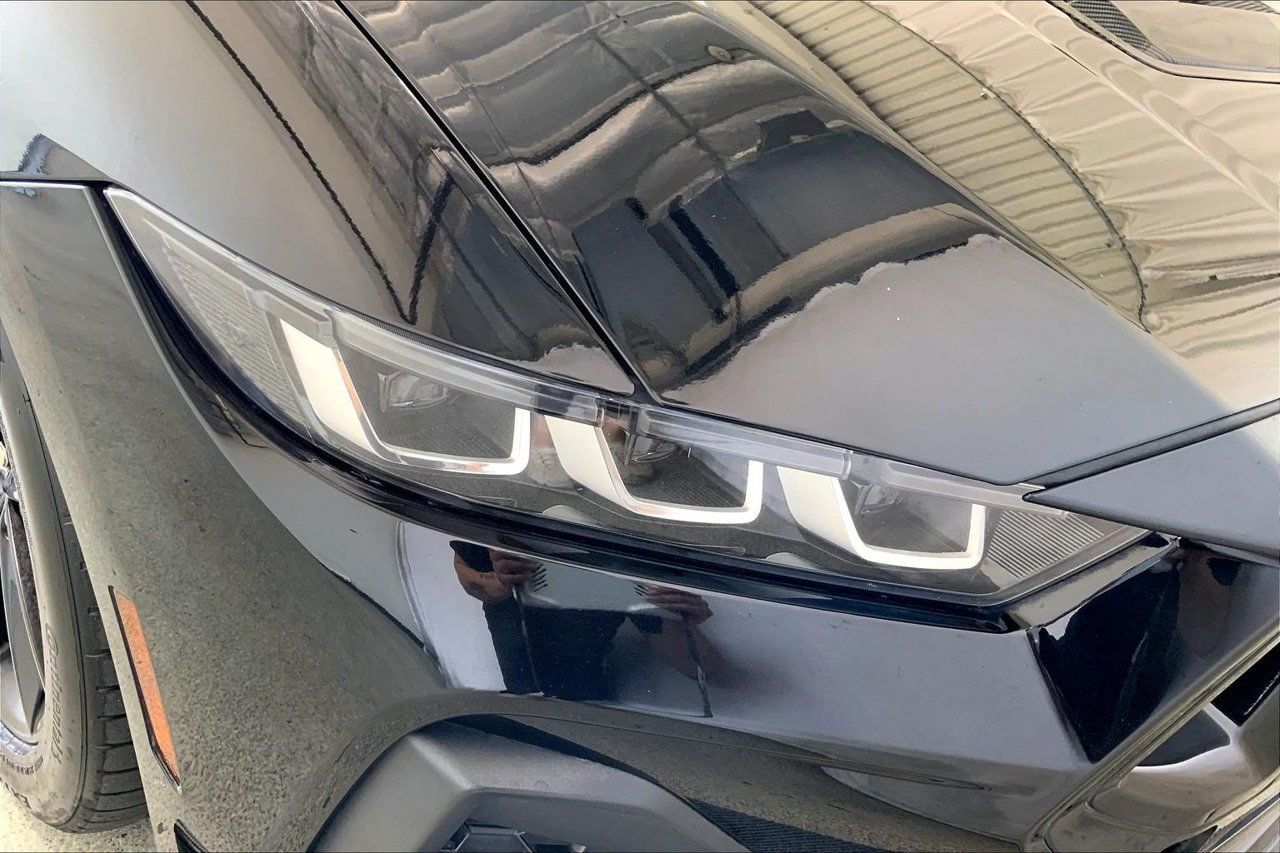 Used 2024 Ford Mustang GT RWD image 27