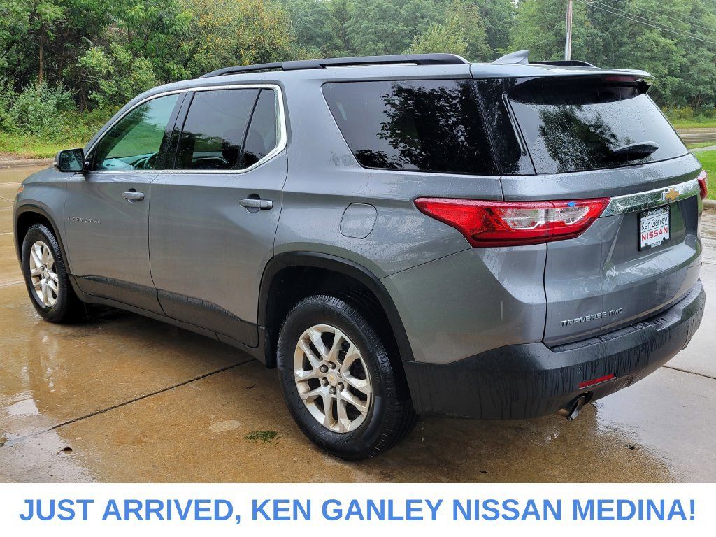 Used 2020 Chevrolet Traverse LT w/ LPO, Floor Liner Package AWD/4WD image 5