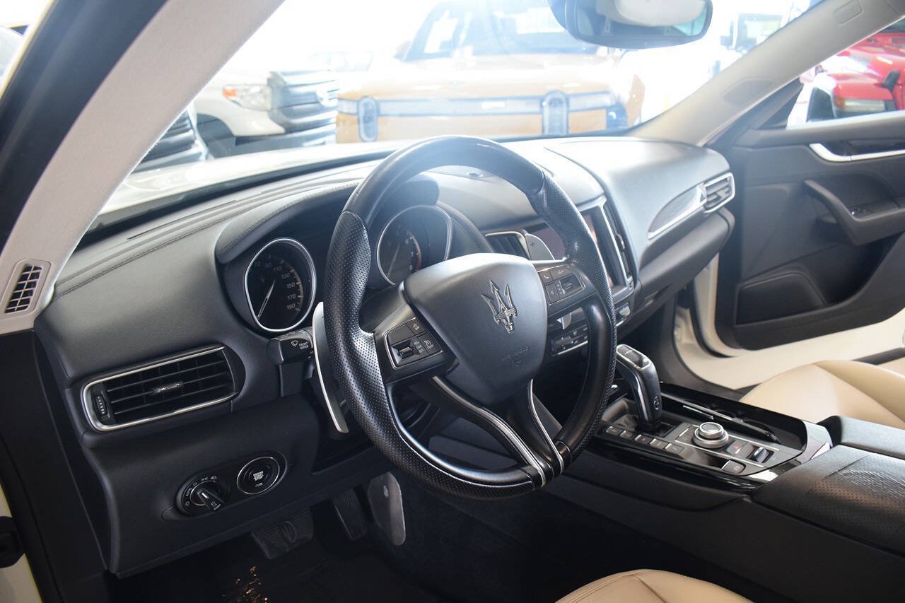 Used 2020 Maserati Levante S AWD/4WD image 14