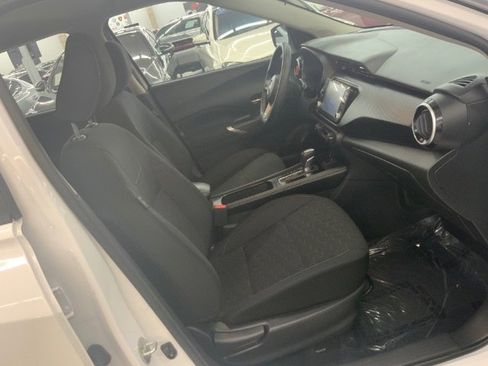 Used 2022 Nissan Kicks SV image 14