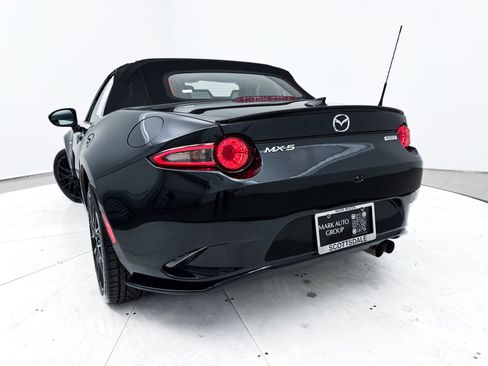 Used 2019 MAZDA MX-5 Miata Club w/ Brembo/BBS Recaro Package image 10