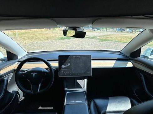 Used 2021 Tesla Model 3 Standard Range Plus RWD image 24
