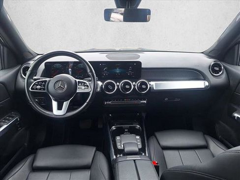 Used 2022 Mercedes-Benz GLB 250 image 15