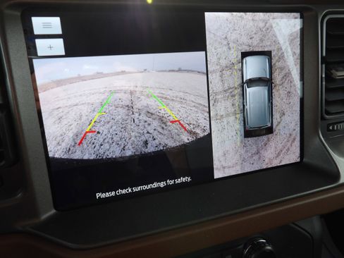 New 2024 Ford Bronco Outer Banks image 22