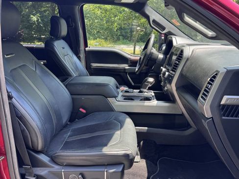 Used 2016 Ford F150 Platinum w/ Equipment Group 701A Luxury AWD/4WD image 9