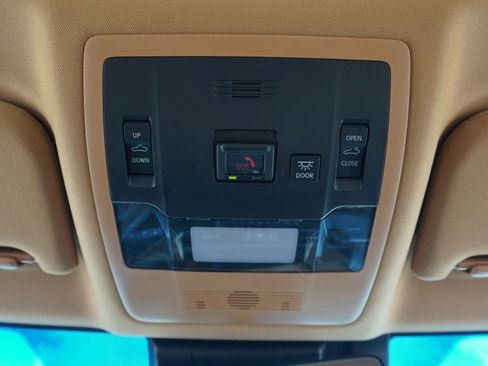 Certified 2024 Lexus ES 350 w/ Premium Package image 26