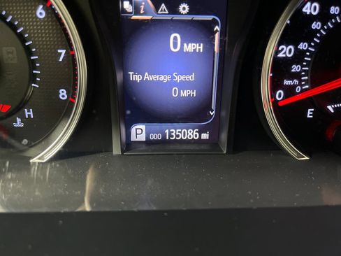 Used 2015 Toyota Camry SE FWD image 19