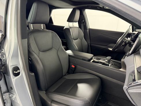 Used 2023 Lexus RX 350 Premium w/ Accessory Package AWD/4WD image 19