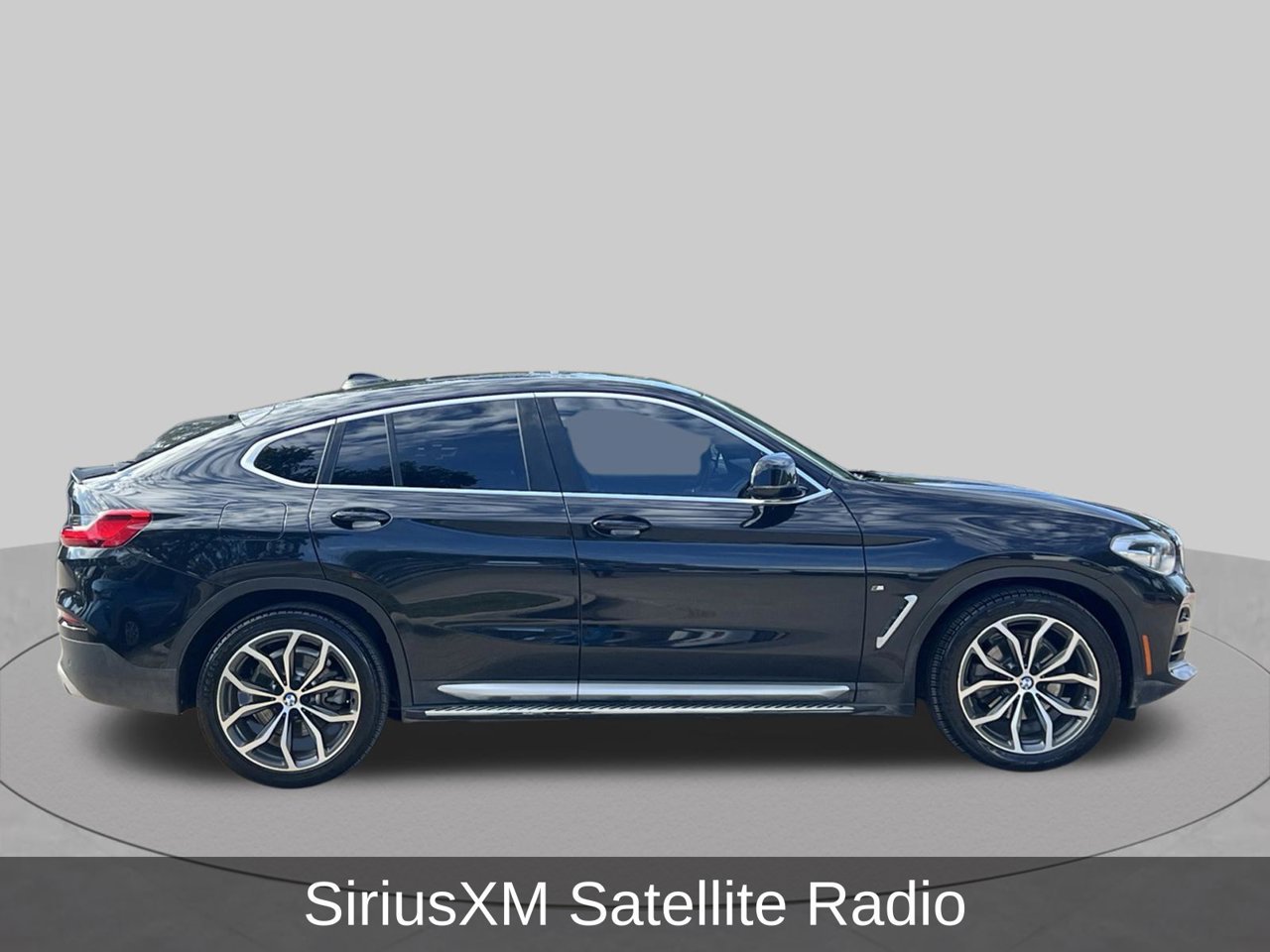 Used 2020 BMW X4 xDrive30i w/ Premium Package AWD/4WD image 6