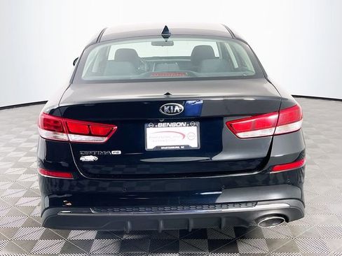 Used 2020 Kia Optima LX image 8