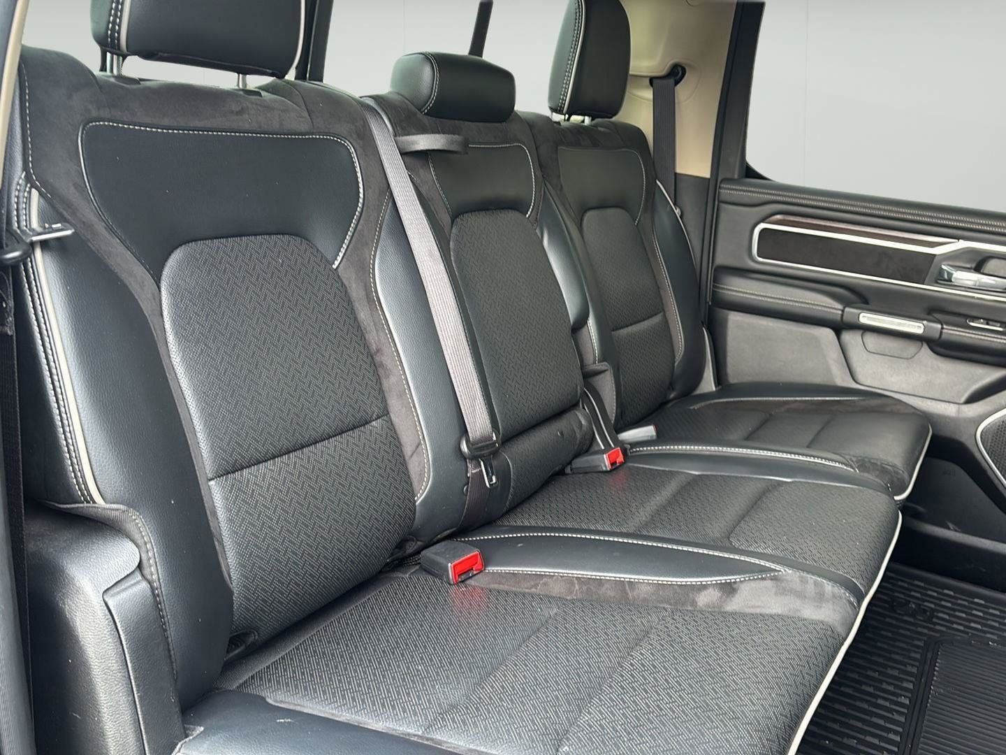 Used 2021 RAM 1500 Laramie AWD/4WD image 23