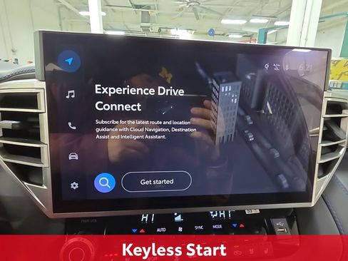 Certified 2025 Toyota Tundra Platinum image 29