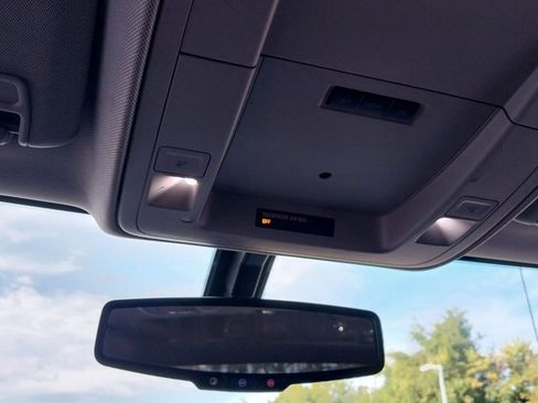 Used 2018 Chevrolet Silverado 1500 LT w/ All Star Edition image 26