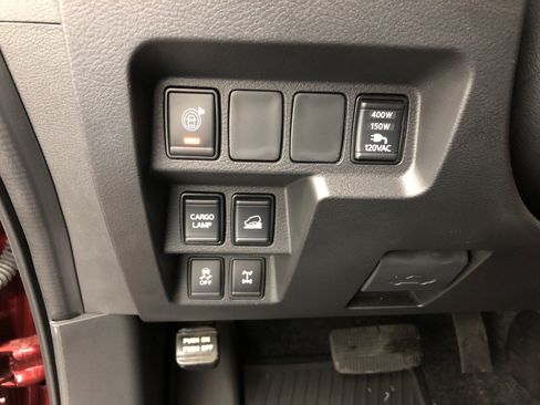 Used 2024 Nissan Frontier PRO-4X w/ Pro Convenience Package image 17