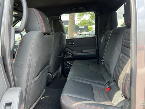Used 2022 Nissan Frontier Pro-X RWD image 29