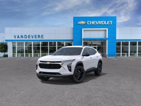 New 2026 Chevrolet Trax LT w/ Midnight Edition image 8