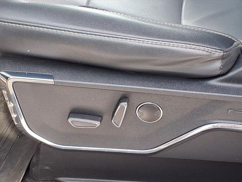 Used 2021 Ford F150 Lariat w/ Equipment Group 502A High image 4