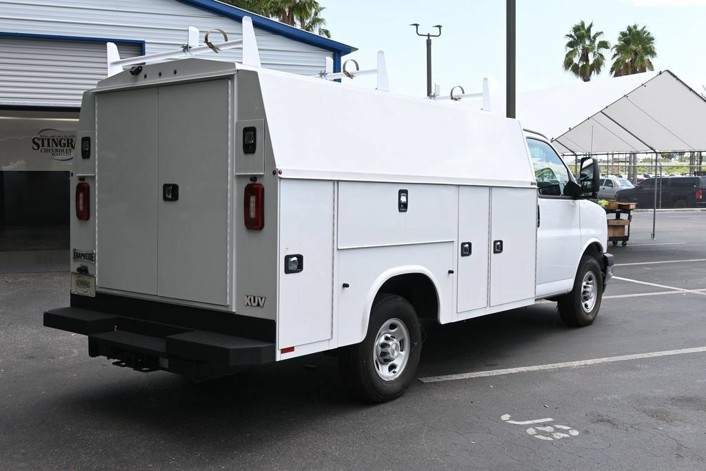 New 2025 Chevrolet Express 3500 w/ Power Convenience Package RWD image 5