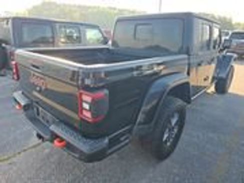Used 2024 Jeep Gladiator Mojave AWD/4WD image 5