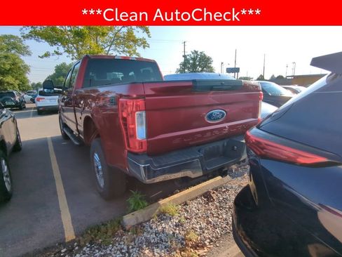 Used 2019 Ford F250 XLT w/ XLT Value Package AWD/4WD image 4