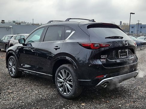 New 2025 MAZDA CX-5 Signature image 4