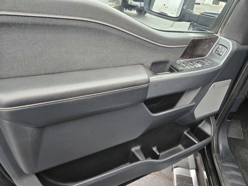 Used 2023 Ford F350 Lariat w/ Chrome Package image 34