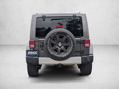 Used 2014 Jeep Wrangler Unlimited Sahara w/ Max Tow Package AWD/4WD image 6